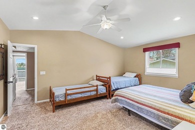 MOTIVATED SELLER!!!!!TURNKEY LAKEFRONT HOME ON ALL SPORTS LONG - photo 27