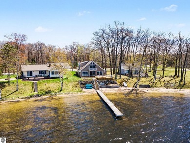 MOTIVATED SELLER!!!!!TURNKEY LAKEFRONT HOME ON ALL SPORTS LONG - photo 43