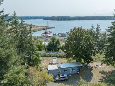 Discover the perfect canvas for your coastal dream home! This - photo 14