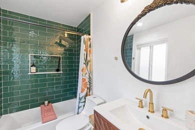 Fully Remodeled Coastal Townhome Just Minutes from the Beach! - photo 17