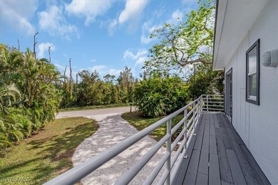 Charming Pine Island Stilt Home with Attached Apartment - Ideal - photo 19