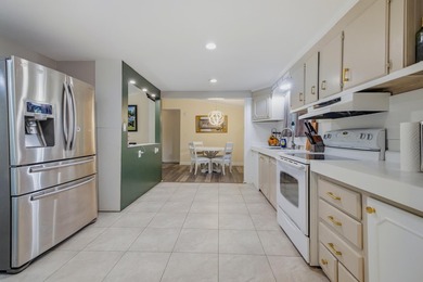 Welcome home to your little piece of paradise East of 17! Just - photo 24