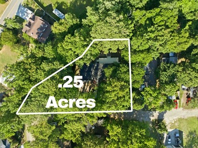 Welcome home to your little piece of paradise East of 17! Just - photo 42