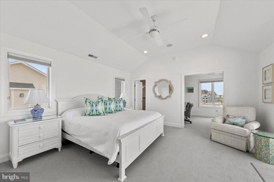 Perfectly positioned along the bay just moments from the beaches - photo 43