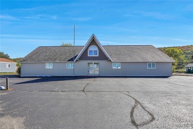 (private lake, pond, creek) Home For Sale in Great Valley New York