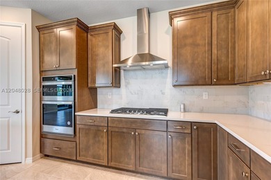 Welcome to Oak Tree, Pulte's premier gated community, offering - photo 7