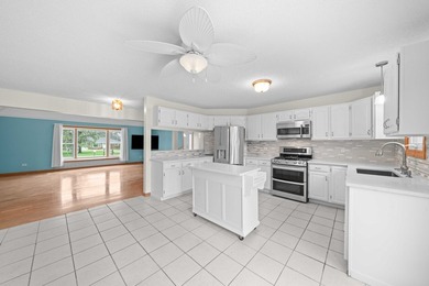 537 Erma Drive is a sprawling ranch home located within the - photo 11