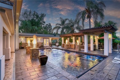 Stunning home, south of the blvd in highly coveted Tarzana is - photo 2