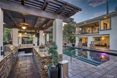 Stunning home, south of the blvd in highly coveted Tarzana is - photo 4