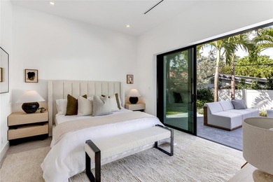 New-Construction Modern Residence artfully crafted by Garza - photo 16