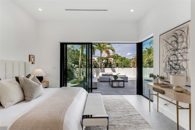 New-Construction Modern Residence artfully crafted by Garza - photo 17