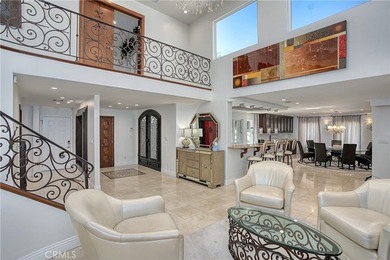 Stunning home, south of the blvd in highly coveted Tarzana is - photo 10
