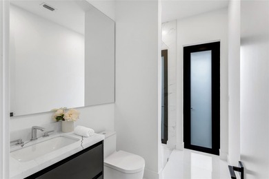 New-Construction Modern Residence artfully crafted by Garza - photo 22