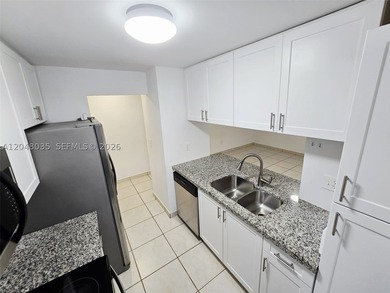 Location, Location, Location! This beautifully maintained - photo 3