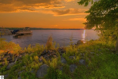 Create your dream home on this exceptional 0.70-acre waterfront - photo 5
