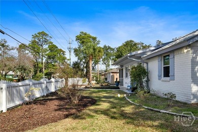 Charming renovated mid-island Tybee Cottage - just three blocks - photo 3