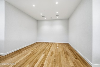 Stunning custom new construction offering over 6,000 sq ft of - photo 25