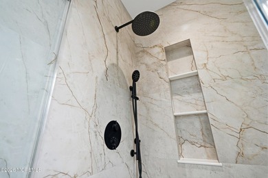 Stunning custom new construction offering over 6,000 sq ft of - photo 28