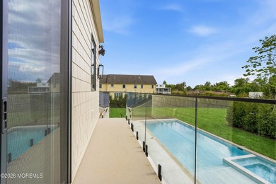 Stunning custom new construction offering over 6,000 sq ft of - photo 30