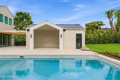 Stunning custom new construction offering over 6,000 sq ft of - photo 39