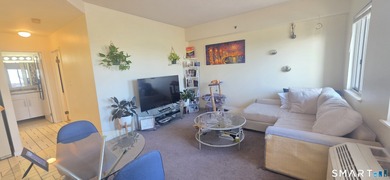 Owner-occupants and investors take note. Bright and comfortable