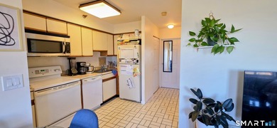 Owner-occupants and investors take note. Bright and comfortable