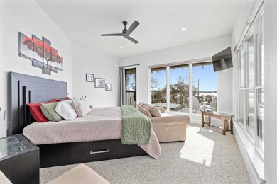 SPECTACULAR 2024 BUILDER'S DREAM WATERFRONT RETREAT IN GATED OAK - photo 14