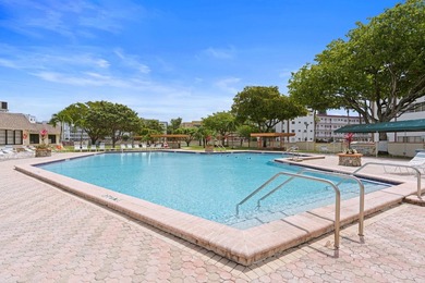 ABSOLUTELY GORGEOUS RIVERFRONT CONDO | PRESTIGIOUS 55+ COMMUNITY - photo 18