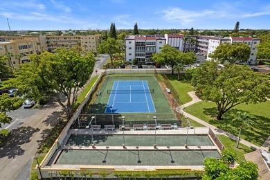 ABSOLUTELY GORGEOUS RIVERFRONT CONDO | PRESTIGIOUS 55+ COMMUNITY - photo 21