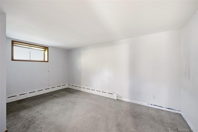 Opportunity knocks in Kings Park with this 3-bedroom, 1-bathroom - photo 24