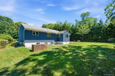 Opportunity knocks in Kings Park with this 3-bedroom, 1-bathroom - photo 31