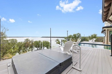 SPECTACULAR 2024 BUILDER'S DREAM WATERFRONT RETREAT IN GATED OAK - photo 41