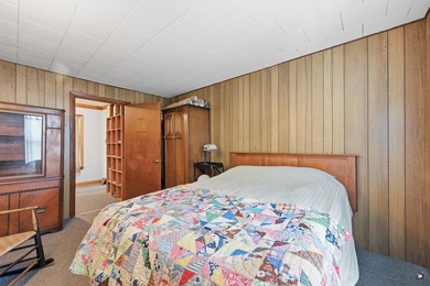 A rare opportunity to enjoy spacious riverfront living in the - photo 43
