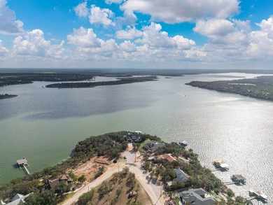 SPECTACULAR 2024 BUILDER'S DREAM WATERFRONT RETREAT IN GATED OAK - photo 48