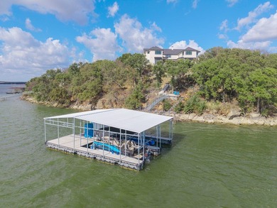 SPECTACULAR 2024 BUILDER'S DREAM WATERFRONT RETREAT IN GATED OAK - photo 50