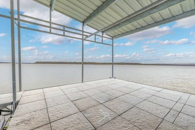 SPECTACULAR 2024 BUILDER'S DREAM WATERFRONT RETREAT IN GATED OAK - photo 54