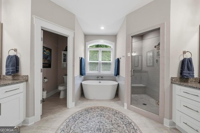 Harbor Club gated community. Gently lived in Craftsman style - photo 14