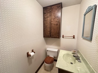 HOME with 4-CAR GARAGE on Flat Lot with a bathroom for each - photo 16