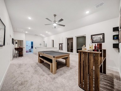 Amazing opportunity to purchase this furnished model home with - photo 24