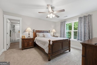 Harbor Club gated community. Gently lived in Craftsman style - photo 31