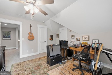Harbor Club gated community. Gently lived in Craftsman style - photo 38