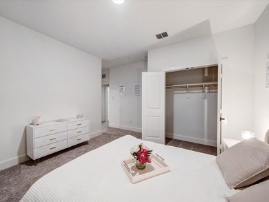 Amazing opportunity to purchase this furnished model home with - photo 38