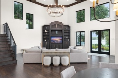 Presenting a magnificent Isleworth golf front estate with - photo 5
