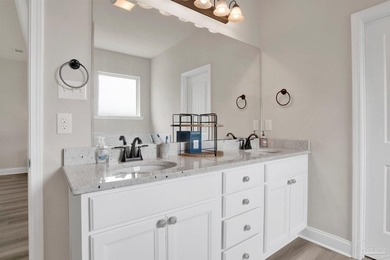 SELLER WILL CONTRIBUTE $10,000 TOWARD PURCHASER'S CLOSING COSTS! - photo 12