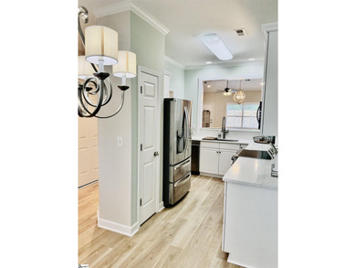 Phenomenal Location - within walking distance to nearby shoppes - photo 13