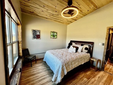 This custom 2024 mountain contemporary home sits on 20 acres - photo 19
