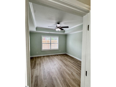 Phenomenal Location - within walking distance to nearby shoppes - photo 24