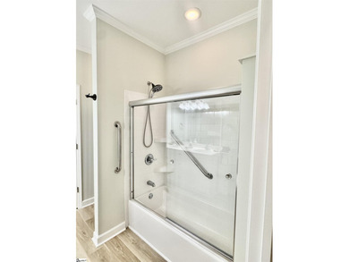 Phenomenal Location - within walking distance to nearby shoppes - photo 27