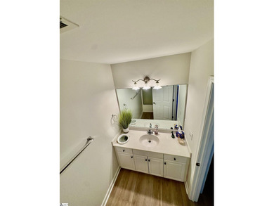 Phenomenal Location - within walking distance to nearby shoppes - photo 30