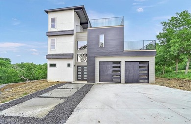 Lake Texoma Home For Sale in Pottsboro Texas